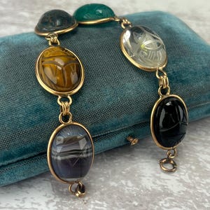 Vintage Scarab beetle extra large stone 10k Solid Yellow Gold and carved Banded agate Tigers eye quartz chalcedony onyx