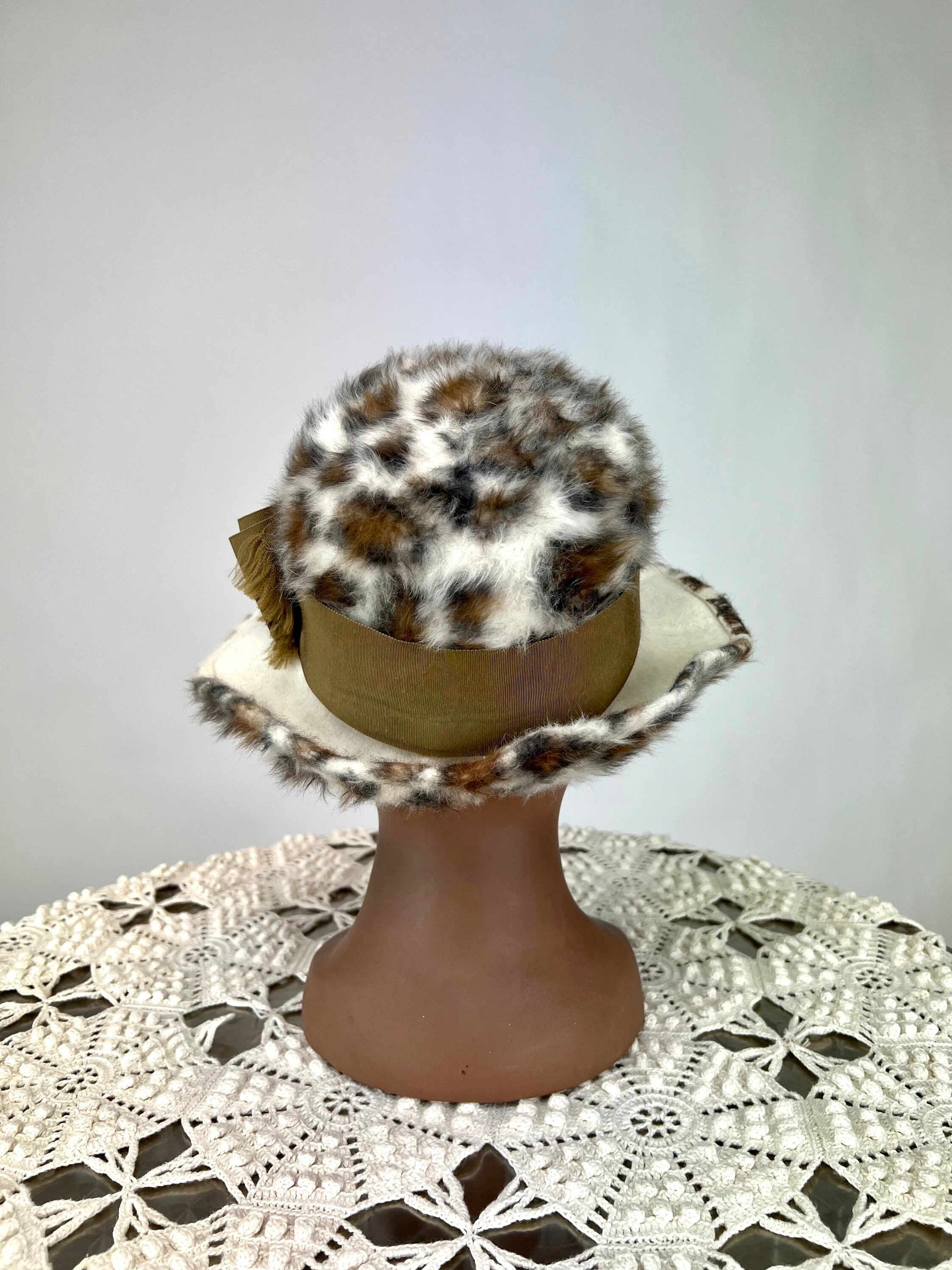Vintage Yves Saint Laurent Spotted Leopard Fuzzy Faux Fur 
