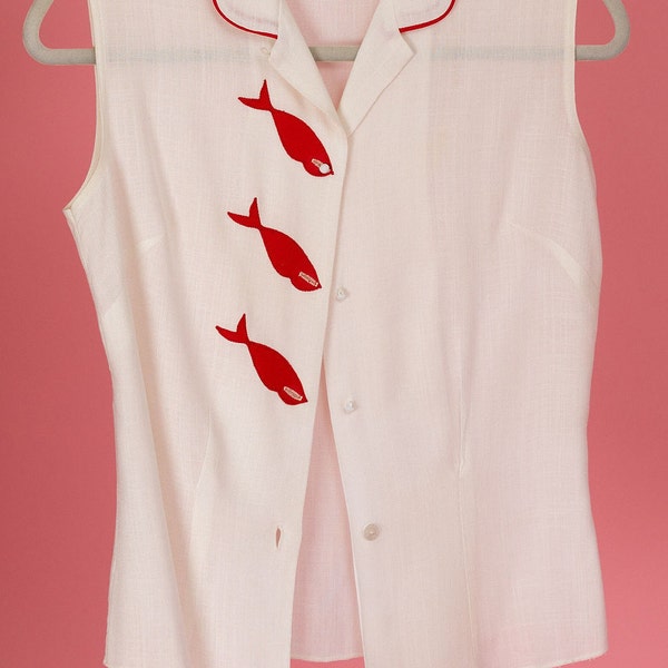 Vintage 1940s Jane Huntley White Sleeveless Linen Novelty Blouse With Red Fish Appliques, Nautical or Sailor theme