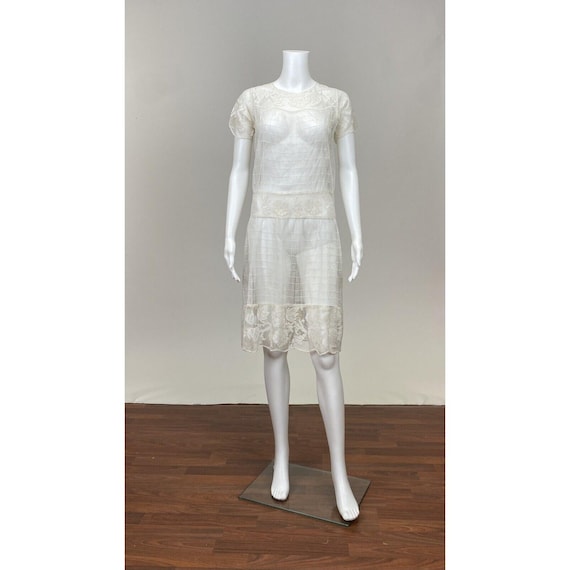 Antique Edwardian 1900s White Net Lace Dress with Grid Pattern and Floral As Is Antique Edwardian 1900s White Net Lace Dress with Grid Pattern and Floral As Is