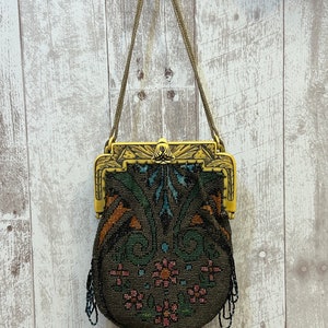 Antique 1920s Vintage Beaded Flapper Purse with carved plastic frame with leaves and flowers and flower design