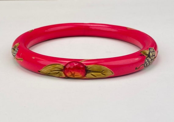 Vintage 1940s Pink Bangle with Carved and Hand Pa… - image 6