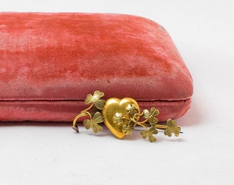 Rare Antique Victorian European Heart-Shaped Memento Mori Mourning Brooch Pin Jewelry in 15k Buttery Yellow Gold with Clover Leaf Motif