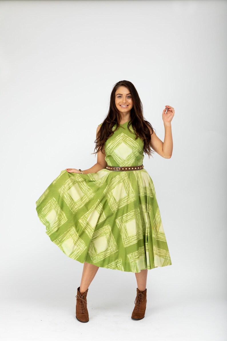 Amazing Vintage 1950s Green Windowpane Plaid Print Cotton Shirtwaist Fit and Flare Dress with Built-In Crinoline Pin up Rockabilly