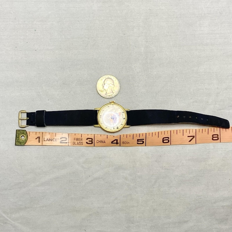 Reloj de pulsera Sheffield Spiro Agnew vintage de 1970, movimiento mecánico, correa azul oscuro. imagen 18