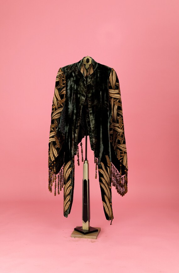 Rare Victorian Green Velvet Cape With Embroidered