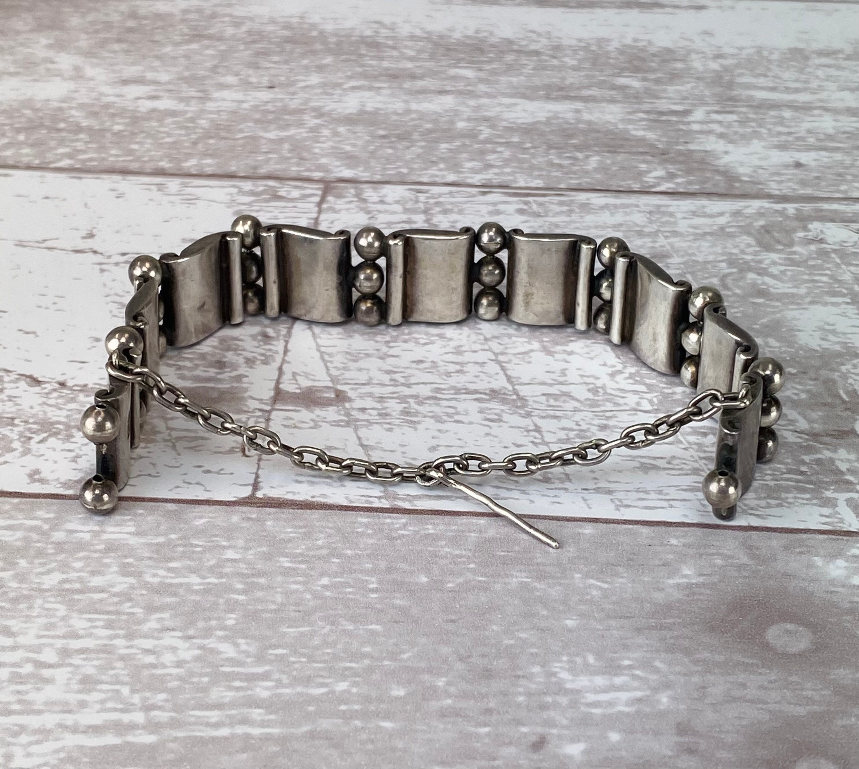Vintage 1960s Hector Aguilar Mexico Solid Sterling Silver Bracelet Vintage 1960s Hector Aguilar Mexico Solid Sterling Silver Bracelet