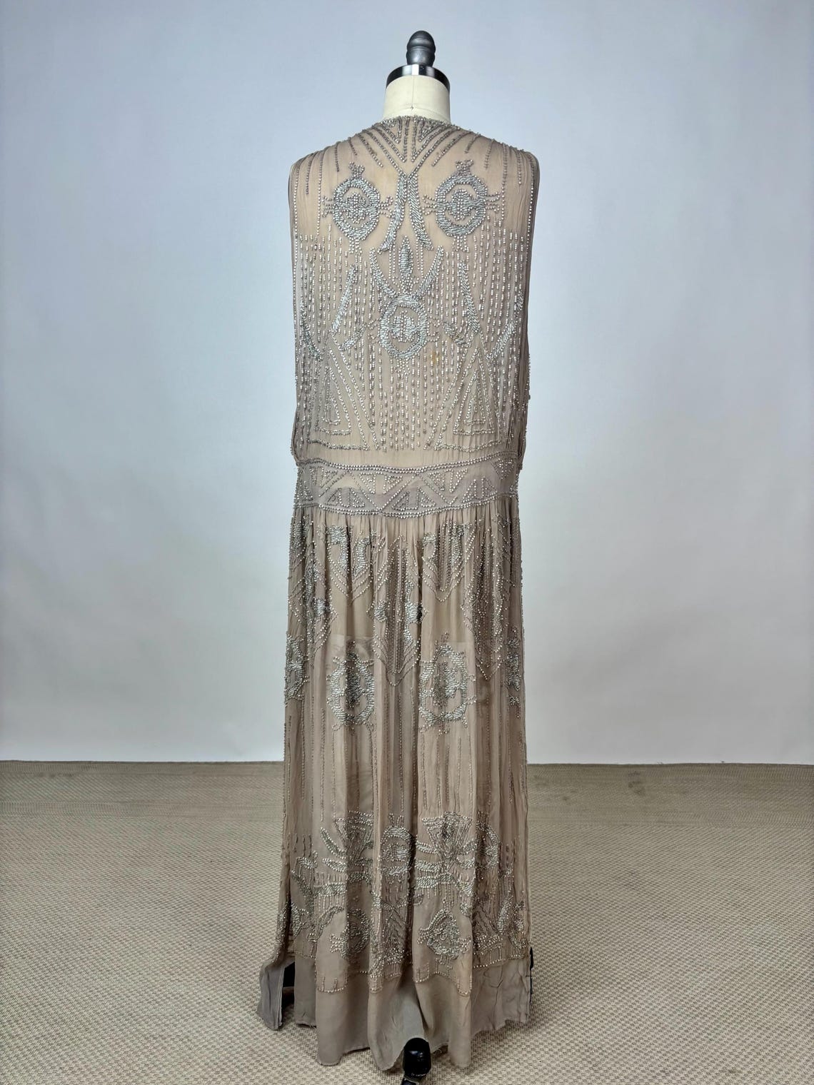 Antique Vintage 1920s Beige Silk Chiffon Dress W/ Ornate Art Deco ...