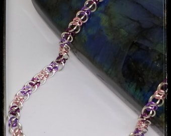 Chainmaille necklace