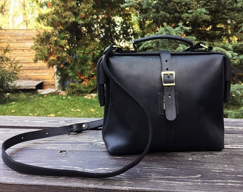 Leather doctor bag purse/Crossbody bag for women/Leather work bag