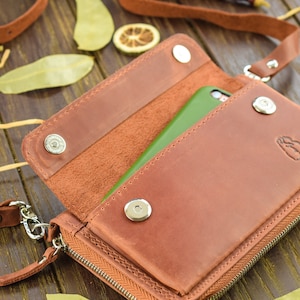 Leather crossbody travel wallet women/Zip phone wallet/Clutch crossbody purse/FREE personalization