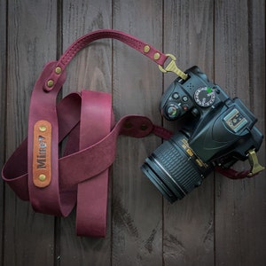 Tracolla in pelle per fotocamera da donna/Tracolla personalizzata per fotocamera/Tracolla per fotocamera Canon e Fuji/Regalo personalizzato per donna/Sony
