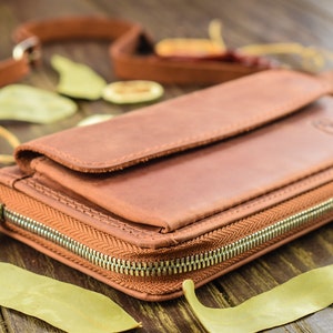 Leather crossbody wallet purse/Phone wallet/Wristlet wallet women/FREE personalization