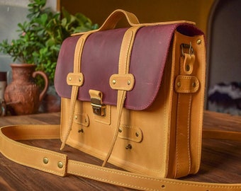 BABAK1995 Leather Briefcase for Women & Men | 2 Sizes | 9 Colors | Back pocket on demand | Logo on demand