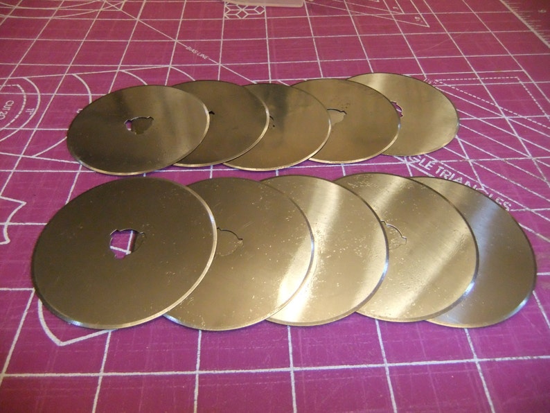 60mm Rotary Cutter Blades Pkg of 10 With Case Nonbrand Etsy