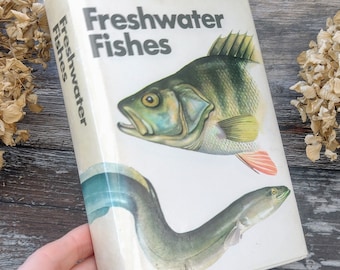 Freshwater Fishes Fish Guide Book - Guide to Lakes and Rivers - Fishing gift