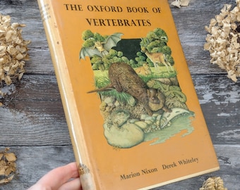 Oxford Nature Book -  Guide to the Countryside Book