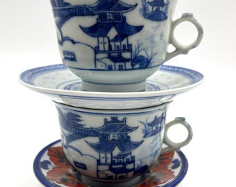 Tasses à thé en porcelaine de Chine bleu très ancien monde / Fabriquées en Chine / Pagodes et montagnes