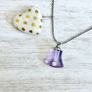 Perfume Vials Necklace// Lavender Bottle pendant// Dainty Womens Necklace// Essential Oil Vials Necklace// Perfume Bottle Necklace