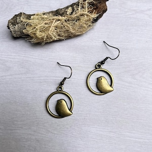 Bird Earrings// Bronze Bird Earrings// Nature Earrings// Bird Jewelry