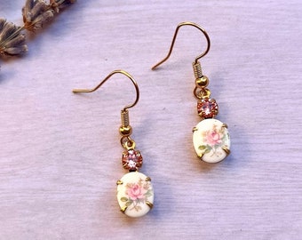 Flower Earrings// Victorian Inspired Earrings//  Vintage Flower Earrings// Pink Flower Jewelry