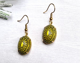 Ethnic Mosaic Oval Earrings // Yellow Black Mosaic Earrings// Tribal Inspired Earrings// Modern Art Earrings