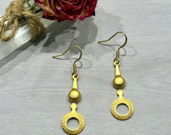 Regency style earrings// Gold brass earrings// Victorian earrings