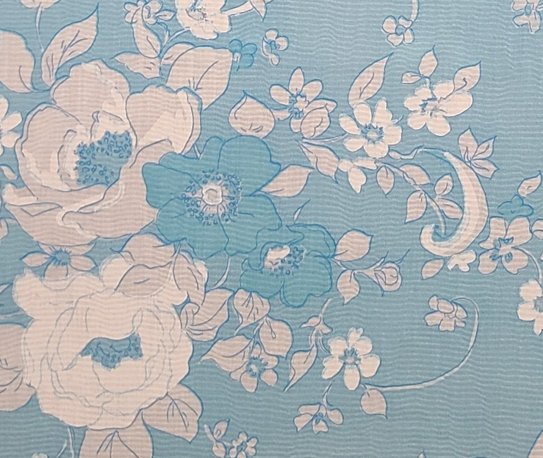 Vintage Ripple Texture Fabric / Light Blue Fabric / Medium Blue / White ...