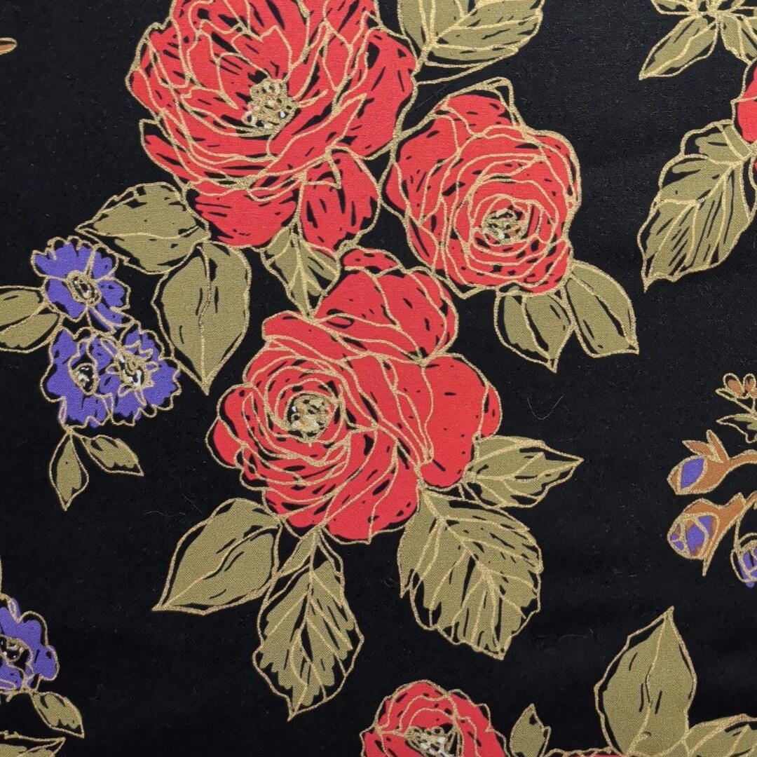 Red Roz Print Crazy Red Roses 7935 Maywood Studio - Black Fabric / Red, Purple, Olive ...