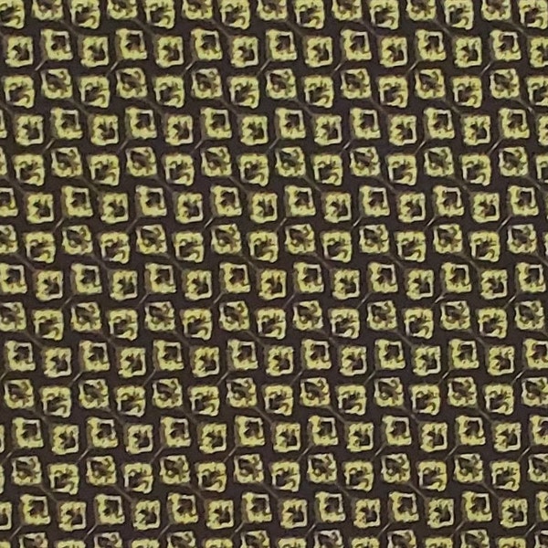 Kaleidoscope by Marylou Morton for SSI - Dark Lime Green Fabric / Black Pattern