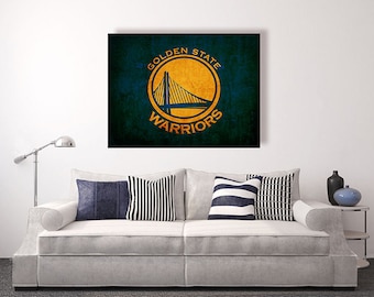 Warriors Vintage Style Canvas Print: Football Room Decor