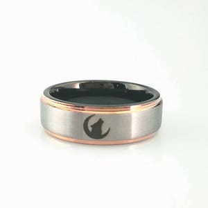 Wolf Ring, Halbmond heulender Wolf Ehering, Wolframcarbid Ehering, Herrenring, Jubiläum Rose Gold Rand schwarz Innenring