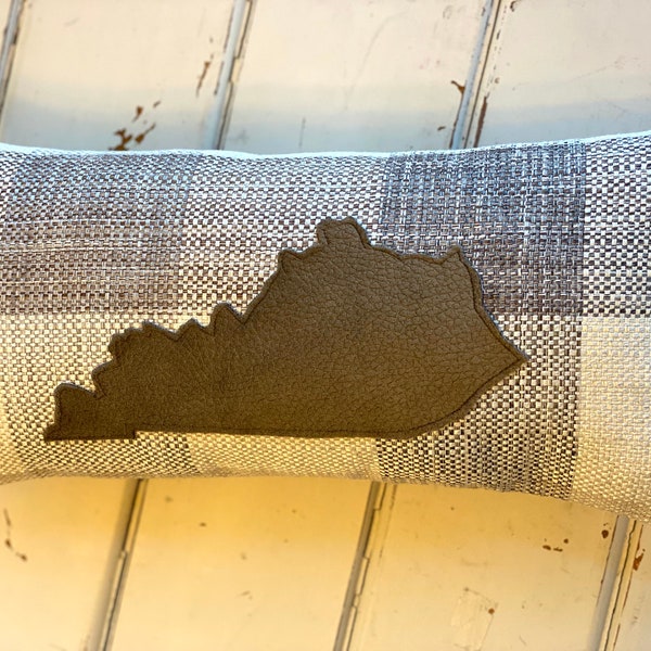 Small decorative Kentucky pillow