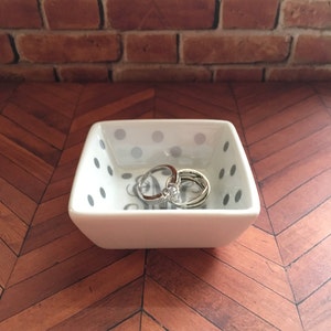 Monogrammed Porcelain Ring Dish, Personalized Bridesmaid Gift, Personalizd Trinket Dish image 3