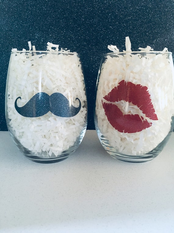 Etched Gift Couples Wedding Anniversary Engagement Bridal Birthday Mr and Mrs His and Hers Mustache /& Lips Stemless Wine Glass Set of 2