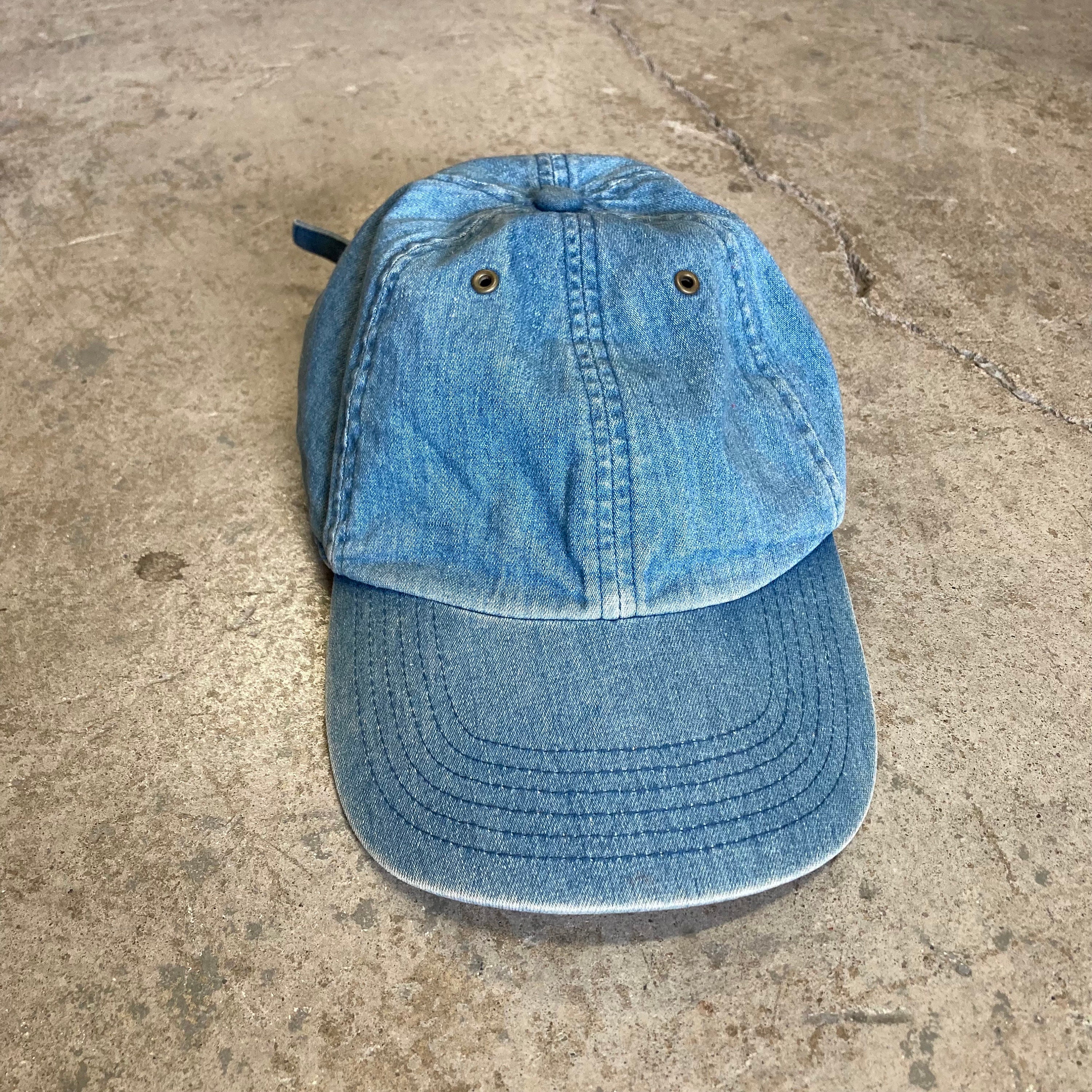 Vintage Gap Hat -  Canada