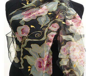 Foulard nero di seta pura dipinto a fiori rosa, stile Elegante e  lussuosa sciarpa in seta chiffon trasparente nero rosa grigio