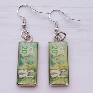 20 Dollar Bill Dangle Earrings. Canadian Money, Cash. Real Looking, Faux Money. Fun Costume Jewerly. Queen.