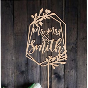 Bruidstaarttopper gepersonaliseerde achternaam rustieke bruiloft kalligrafie aangepaste taarttopper Mr & Mrs geometrische taarttopper Roségoud