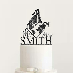 Voyage sur le titre gâteau de mariage Topper personnalisé Gâteau de voyage Topper avec avion Custom Cake Topper Mr & Mrs World Map Cake Topper