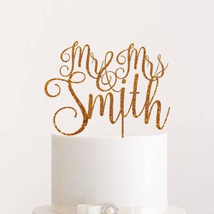 Personalisierter Hochzeitstorte Topper Benutzerdefinierte Mr and Mrs Cake Topper Nachname Kalligraphie Rose Gold Nachname Hochzeitstorte Topper
