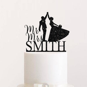 Customized Wedding Cake Topper Silhouette Couples Bride and Groom with Last Name Custom Personalized Wedding Cake Topper Mr Mrs Cake Topper
