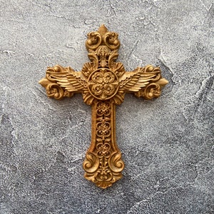 Celtic Cross Wall Hanging Wooden Crucifix Christian Home Decor Jesus Christ Catholic Spirituality Crosses Carved Wooden Cross