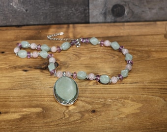 Vintage signed MONET Multicolor Glass Style Bead Necklace Oval Green Pendant