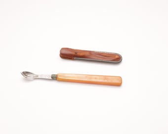 Vintage  Yellow/Orange Bakelite & Metal LaCross Corn Removing Pedicure Tool Germany