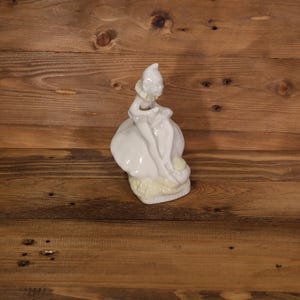 Belleek Irish Leprechaun Figurine Mushroom Elf Pixie Sprite Fay 6th Green Mark