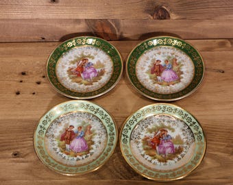 Zestaw 4 zabytkowych miniaturowych talerzy porcelanowych Limoges „Zalotna para”