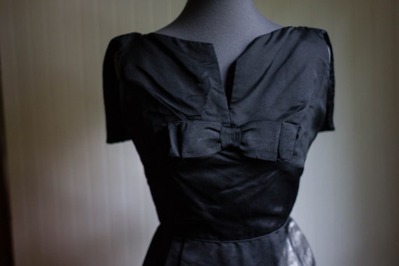 FREE SHIPPING / rockabilly dress / 50's dress / gi