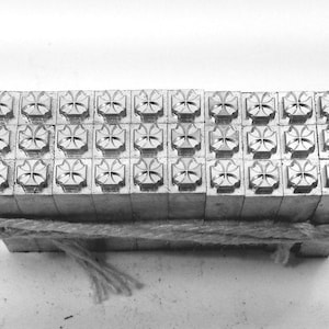 30 x 12pt [1] BORDERS / Printer&#39;s Ornaments  Letterpress Printing Metal Type