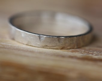Handgemachter Silber 925 Ring, texturierter Boho Daumenring, personalisiertes graviertes Band